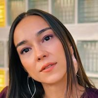 Aynı Yağmur Altında Seray Türkü Turan Kimdir, Nerelidir?