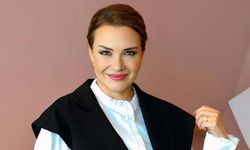 Aynı Yağmur Altında Hümeyra Deniz Uğur Kimdir, Nerelidir?