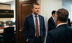 Pete Hegseth'in Dövmeleri Neler? Ne Anlama Geliyorlar?
