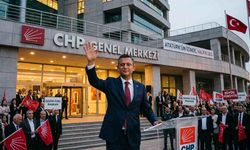 Özel 'Partiyi Üçüncü Kez Açmaya Var Mısınız?'