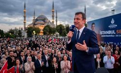 Jandarma Duruşmada İmamoğlu'nu Merdivenden İtti