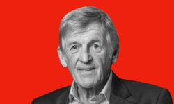 Eski Futbolcu Kenny Dalglish Kansere Yakalandığını Açıkladı