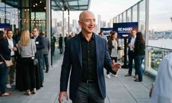 Jeff Bezos Liverpool'un Ortağı Oldu