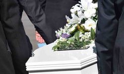 Öldü Sanılan Genç Kız Tabutta Uyandı