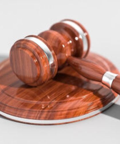 Üvey Babadan Bebeğe Şiddet 1 Milyar Dolar Tazminat Cezası