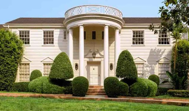 Televizyon Tarihi'nin En Ünlü Evlerinden Biri Satılık