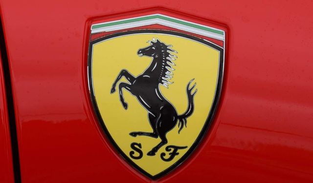 Ferrari Çalışanlarına 15 Bin Euro İkramiye Dağıttı