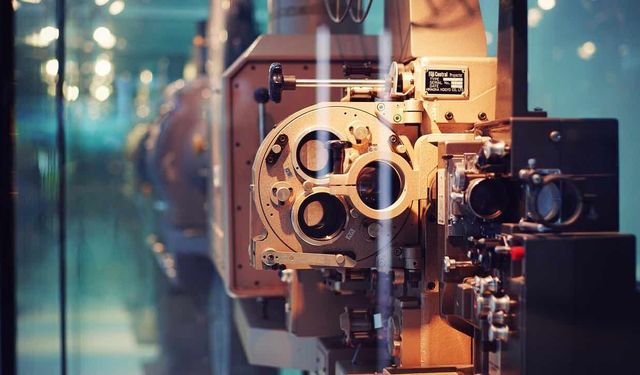 Grok Sinema Tarihinin En İyi Filmini Seçti Sebebini Söyledi!