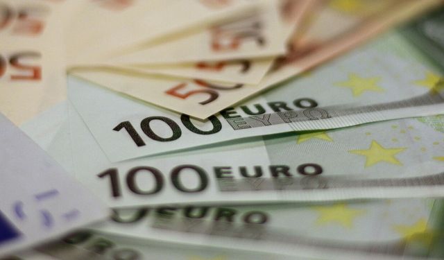 Gerçekten Daha Gerçek Sahte 100 Euro Ürettiler Affedildiler