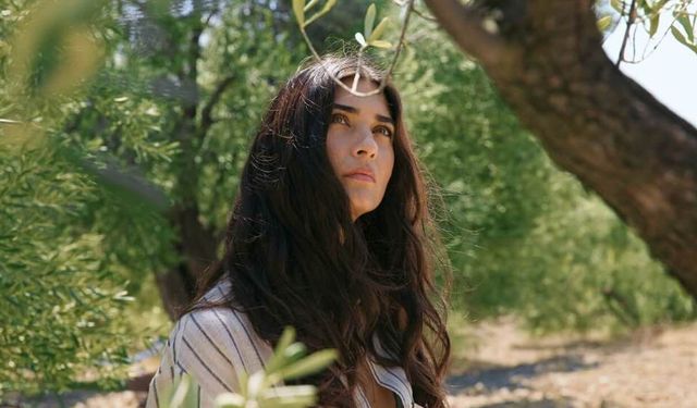 Tuba Büyüküstün'ün Güzellik Sırrı Nedir? İşte Detaylar