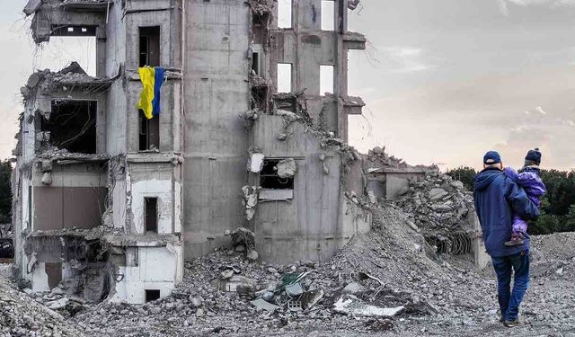 Ukrayna'nın Yeniden İnşası İçin En Az 588 Milyar Dolar Lazım