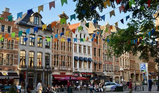 Belçika'da Her 10 Kişiden Biri Sokakta Yaşayabilir