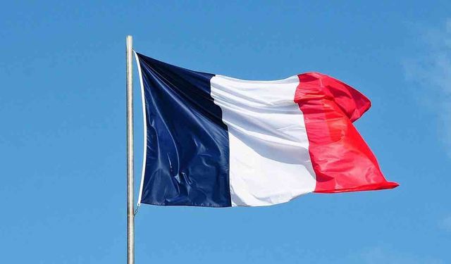 Fransa'da Belediye Başkanı Seçilen Christine Benard Öldü