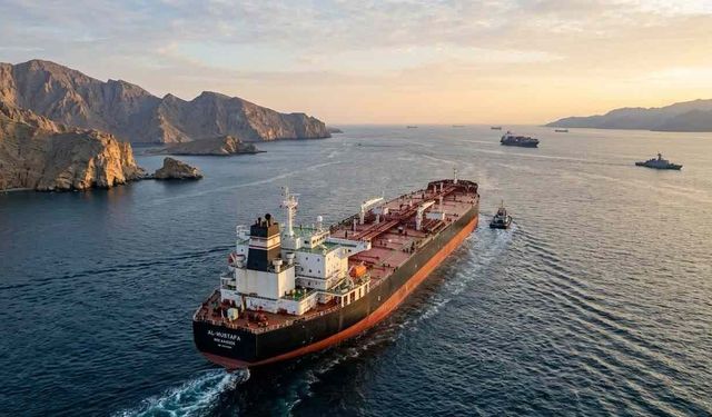 İngiltere'den Basra Körfezi Duyurusu İran Saldırmış Olabilir