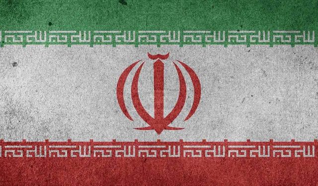 İran Bölgede Geri Dönülemez Altyapı Hasarı Konusunda Uyardı