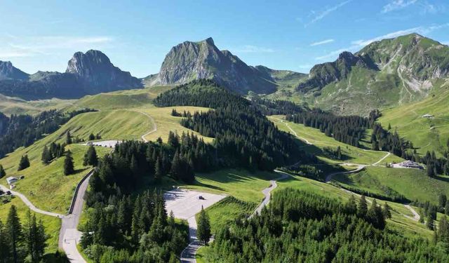 Dünyanın En Zengin Köyü İsviçre'deki Gstaad