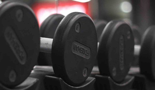 Dünyanın En Zor Yarışması 1 Milyon Kilo Kaldıran Kazanacak