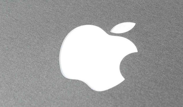 Apple'da Tim Cook Dönemi Bitiyor Yeni CEO John Ternus