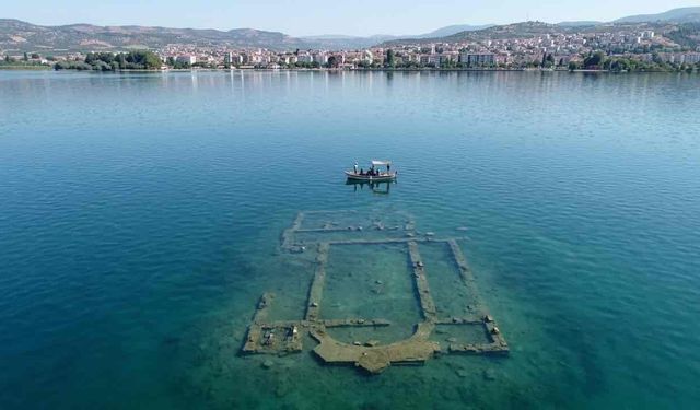 İznik Gölü Altındaki Aziz Neophytos Bazilikası'nın Gizemi