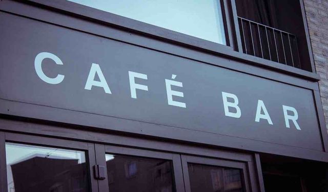 İsveç'te Tamamen Yapay Zekanın Yönettiği Bir Kafe Açıldı