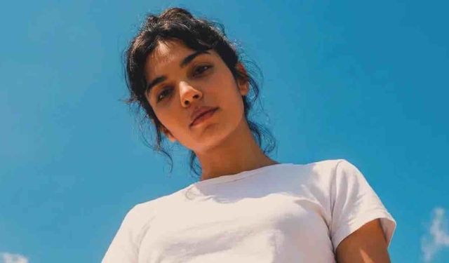 Yapay Zeka'nın Ürettiği Şarkıcı Lolita Cercel Gündem Oldu