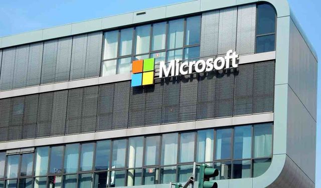 Microsoft Çalışanlarını Yapay Zeka İle Değiştiriyor