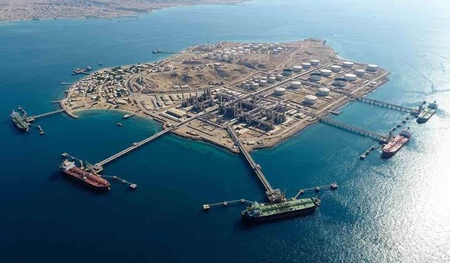 Hark Adası'nda Petrol Sızıntısı Olduğu İddiası Gündem Oldu