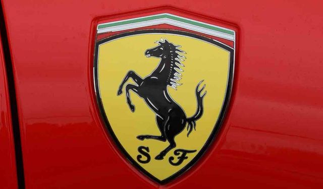 Ferrari İlk Elektrikli Aracı Luce'yi Tanıttı
