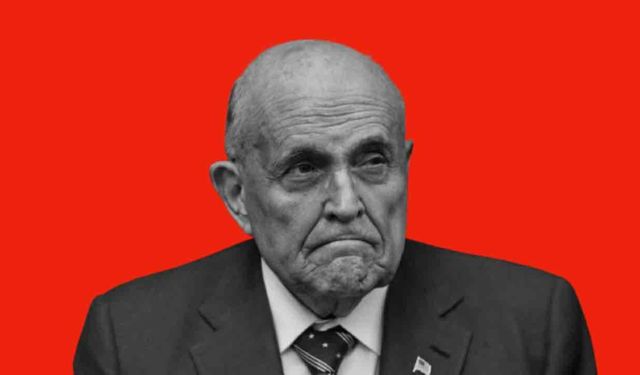 Eski New York Belediye Başkanı Giuliani Hastanede