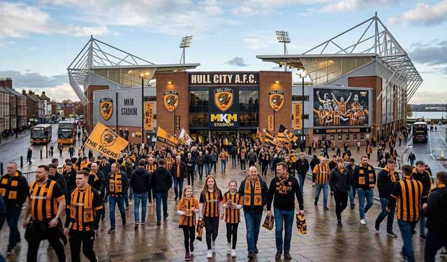Hull City 10 Yıl Aradan Sonra Premier League'de