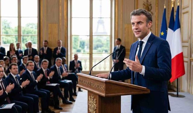 Macron'un Eşinden Yediği Tokatın Nedeni Belli Oldu