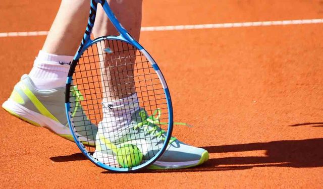 Roland Garros'ta Mücadele Eden Tenişçilere Sıcak Kabusu