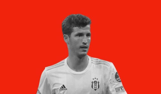 Beşiktaş Salih Uçan İle Yolları Ayırıyor