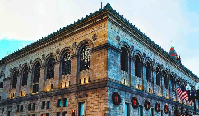 İskoç Taraftarlar Boston'daki Barların Bira Stoğunu Tüketti