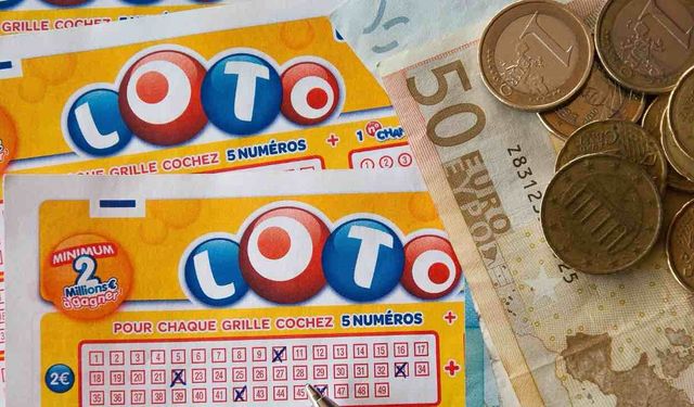 Çöpçüler 1 Milyon Euro Kazanan Loto Bileti Buldu