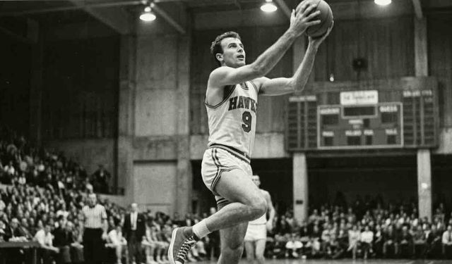 Basketbol Efsanesi Bob Pettit Hayatını Kaybetti