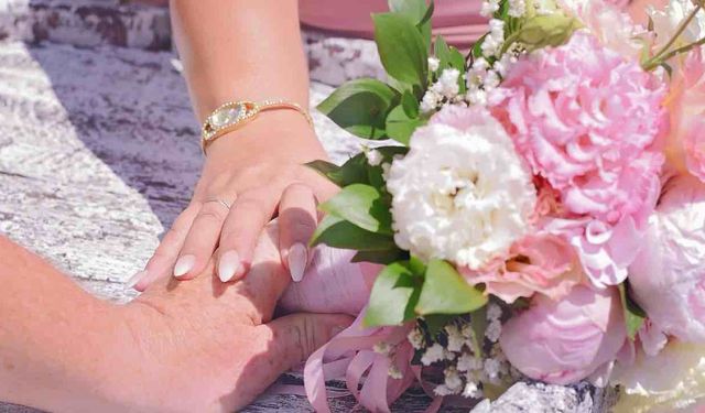 Damat Kendi Düğününe Yetişmeye Çalışırken Kazada Öldü