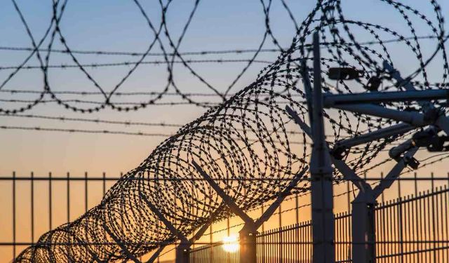 İsviçre'de 16 Aya Mahkum Olan Adam 20 Yıldır Hapiste