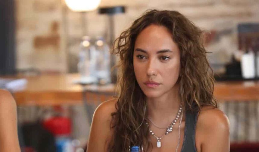 Duygu Sarışın'ın Güzellik Sırrı Nedir? İşte Detaylar