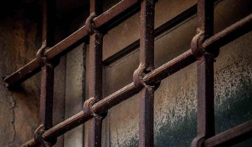Genç Lisede 4 Kişinin Canını Aldı Baba Cezaevine Gitti