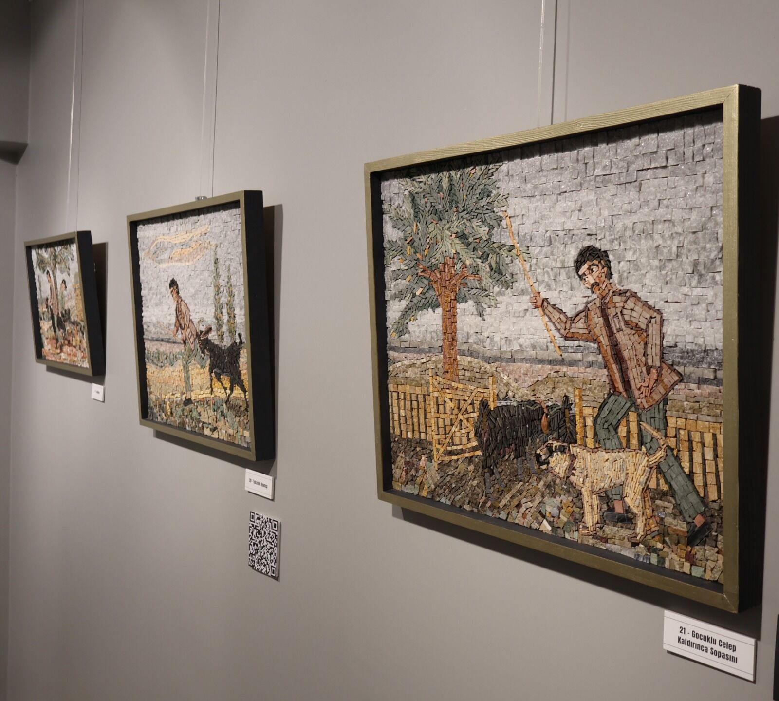 mehmet kina heey keciler hooy keciler mozaik sergisini acti