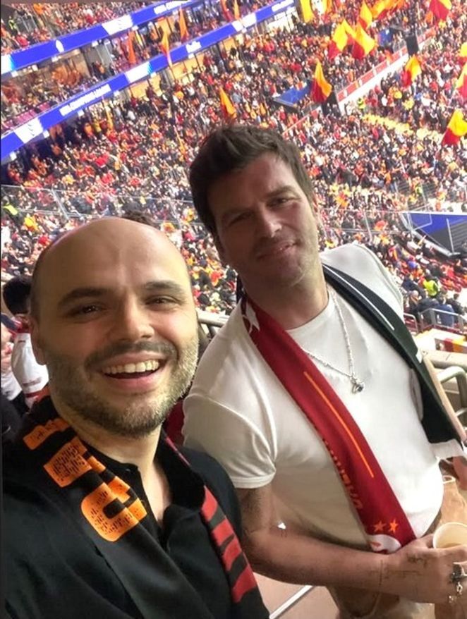 kivanc tatlitug galatasaray macini tribunden takip etti