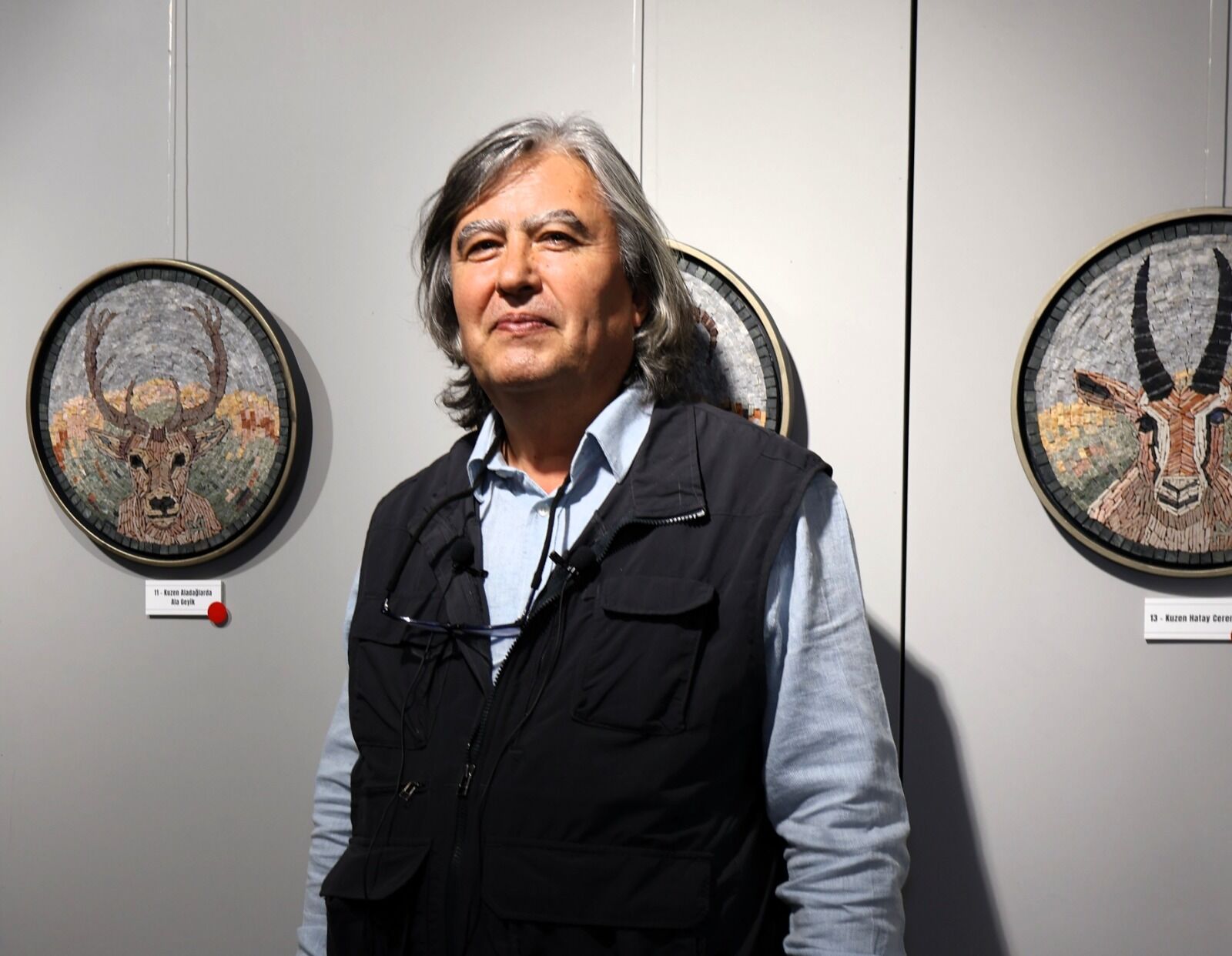 mehmet kina heey keciler hooy keciler mozaik sergisini acti